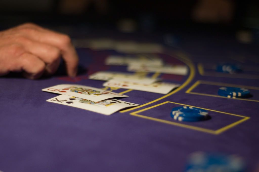 how to beat online casino blackjack