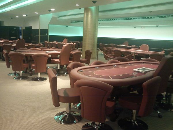 Texas Hold'em Poker to be allowed in Greek Casinos this month