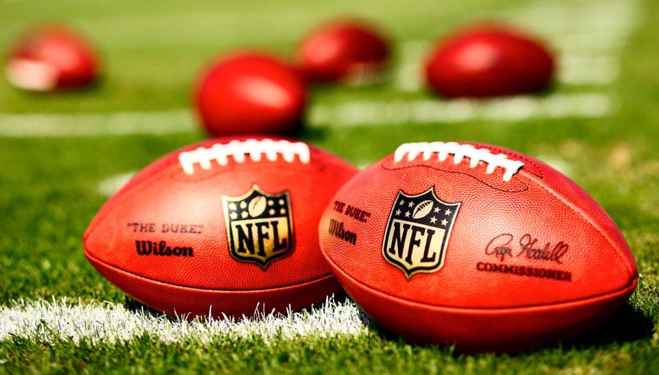 How the NFL 2015 betting odds moved preseason